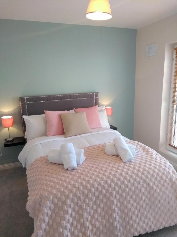 Ferienwohnung Rosies Clifden Exterior foto